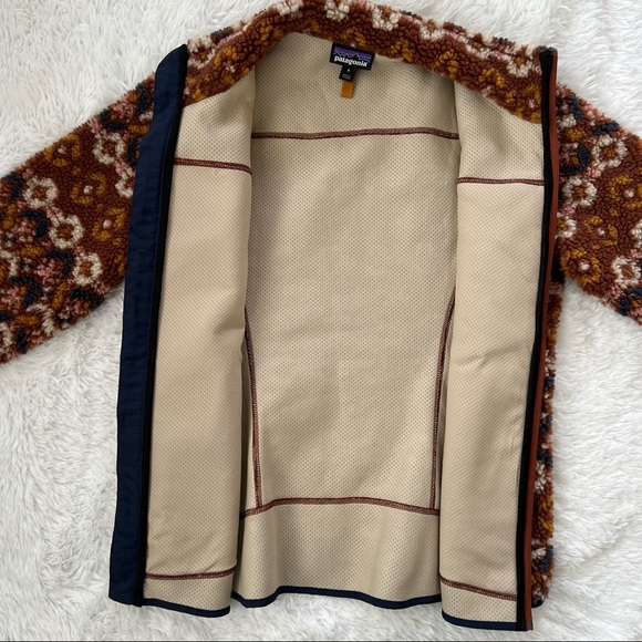 🍒 𝗣𝗮𝘁𝗮𝗴𝗼𝗻𝗶𝗮 𝗥𝗲𝘁𝗿𝗼-𝗫 𝗝𝗮𝗰𝗸𝗲𝘁 - Picture 6 of 10